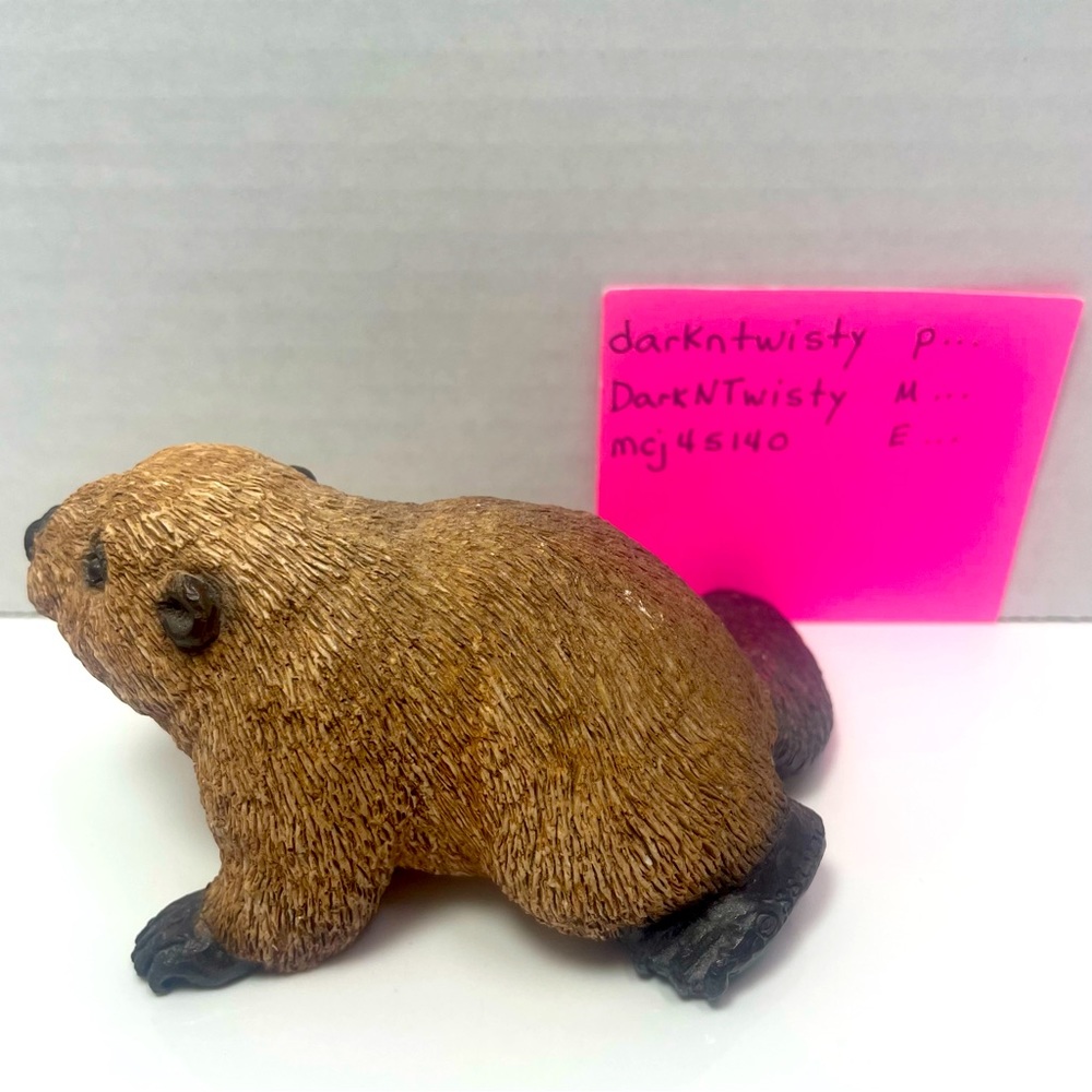 Vintage United Designs Beaver figurine sculpture - Picture 3 of 12